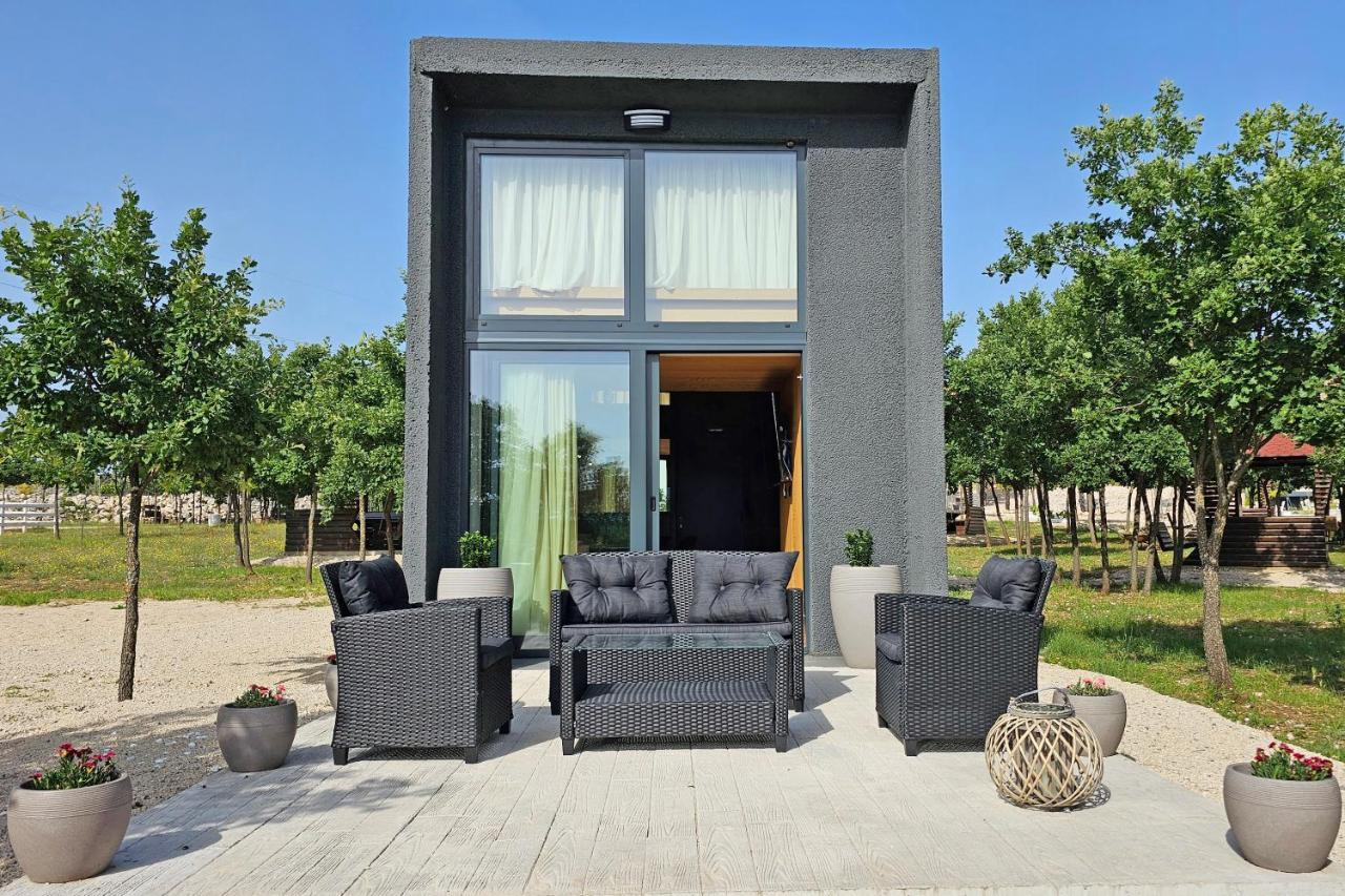 Bungalovi Amfora Ljubuški Esterno foto